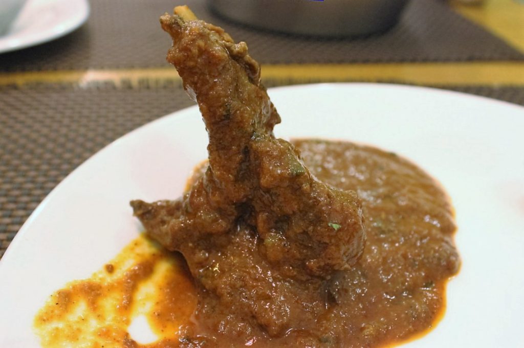 mutton nihari at kebab gali malviya nagar new delhi
